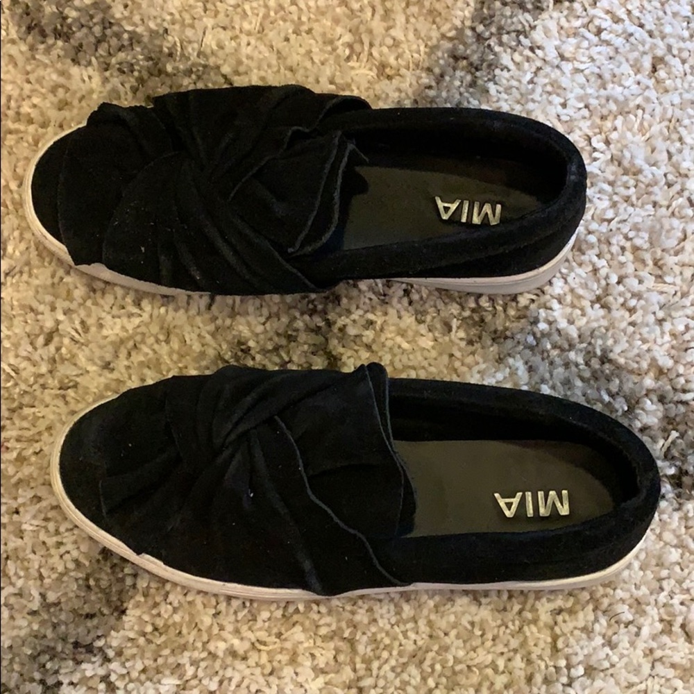 Cute black fun sneaker shoes
